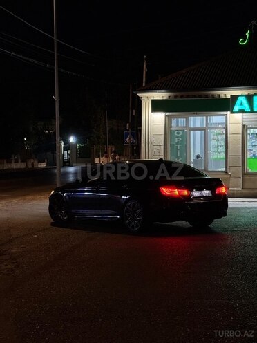 BMW 528 2011, 289,000 km - 2.0 л - Bakı