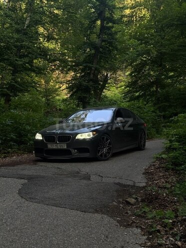BMW 528 2011, 289,000 km - 2.0 л - Bakı