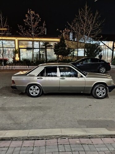 Mercedes 190 1990, 320,000 km - 2.0 l - Bakı
