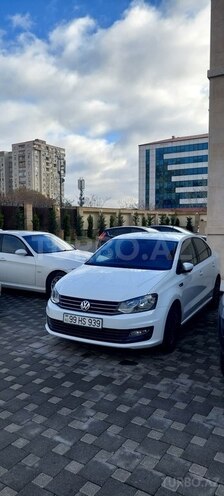 Volkswagen Polo 2019, 85,000 km - 1.6 l - Bakı