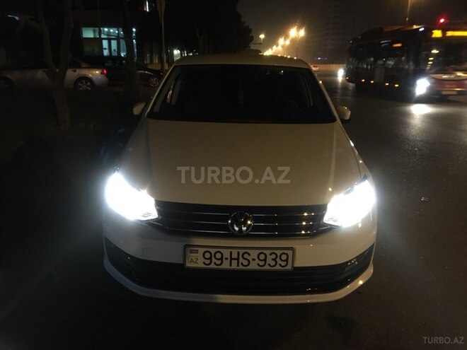 Volkswagen Polo 2019, 85,000 km - 1.6 l - Bakı