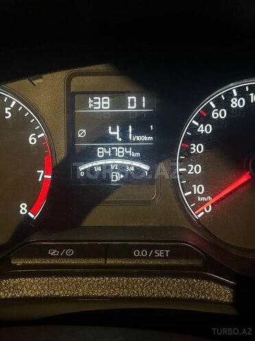 Volkswagen Polo 2019, 85,000 km - 1.6 l - Bakı