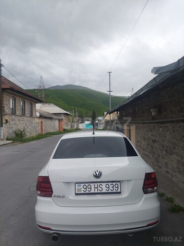 Volkswagen Polo 2019, 85,000 km - 1.6 l - Bakı