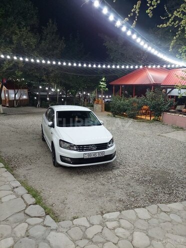 Volkswagen Polo 2019, 85,000 km - 1.6 l - Bakı