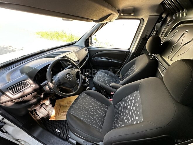 Opel Combo 2018, 175,000 km - 1.5 l - Bakı