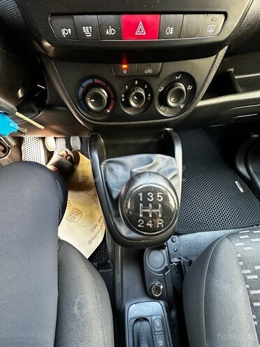 Opel Combo 2018, 175,000 km - 1.5 l - Bakı