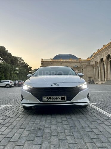 Hyundai Elantra 2022, 33,000 km - 1.6 l - Bakı