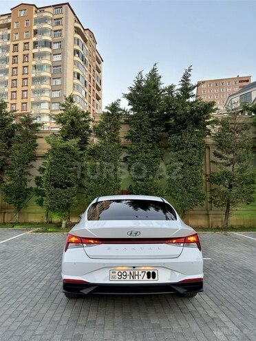 Hyundai Elantra 2022, 33,000 km - 1.6 l - Bakı