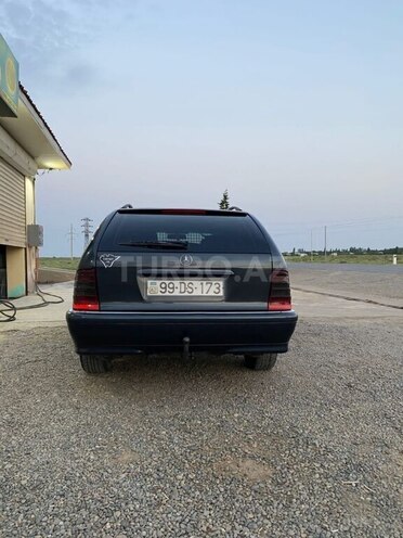 Mercedes C 220 d 1999, 590,000 km - 2.2 л - Biləsuvar