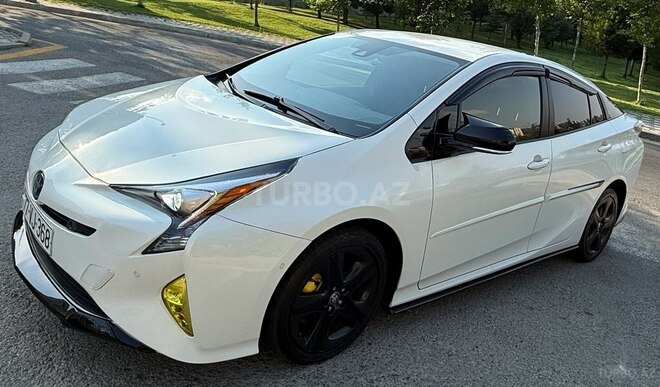 Toyota Prius 2018, 68,500 km - 1.8 l - Bakı