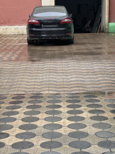 Ford Mondeo 2010, 240,500 km - 2.3 l - Quba