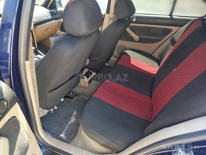 Volkswagen Bora 1999, 296,400 km - 1.6 l - Bakı