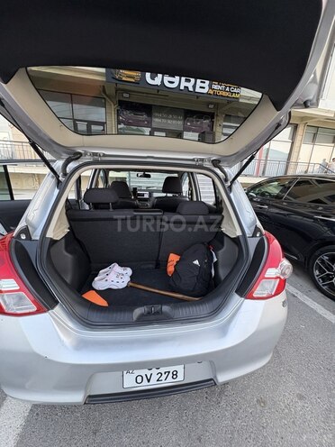 Nissan Tiida 2011, 137,000 km - 1.6 л - Bakı