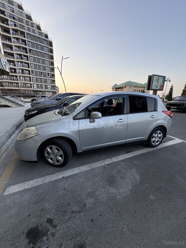Nissan Tiida 2011, 137,000 km - 1.6 л - Bakı