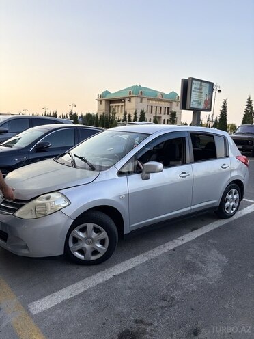 Nissan Tiida 2011, 137,000 km - 1.6 л - Bakı