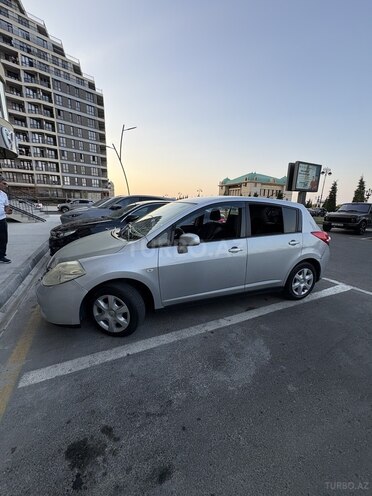 Nissan Tiida 2011, 137,000 km - 1.6 л - Bakı