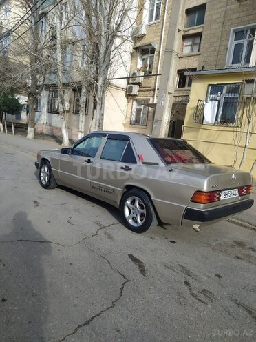 Mercedes 190 1992, 450,000 km - 2.0 l - Sumqayıt