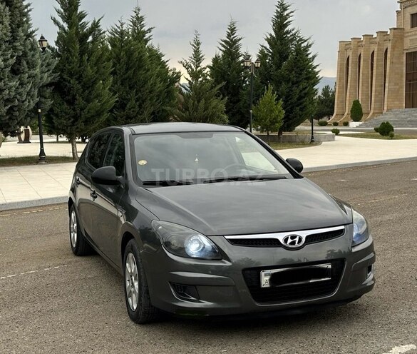 Hyundai i30 2010, 310,000 km - 1.6 l - Gəncə