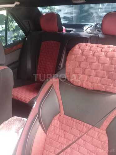 Mercedes E 220 1993, 578,458 km - 2.2 л - Bakı