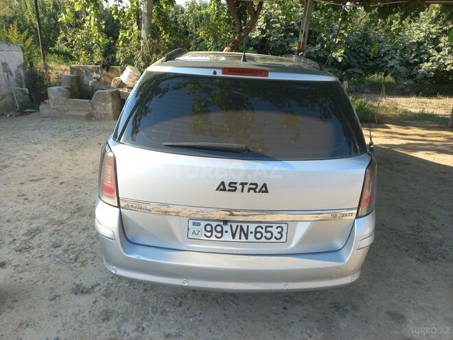 Opel Astra 2006, 400,000 km - 1.9 l - Hacıqabul