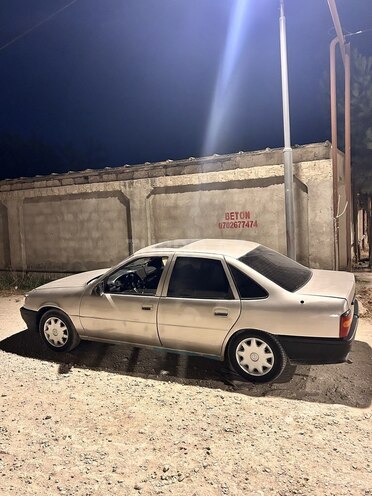 Opel Vectra 1992, 495,000 km - 1.6 l - Bakı