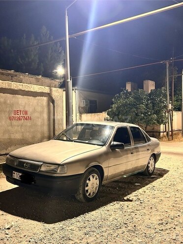 Opel Vectra 1992, 495,000 km - 1.6 l - Bakı
