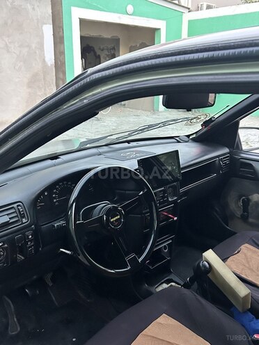 Opel Vectra 1992, 495,000 km - 1.6 l - Bakı