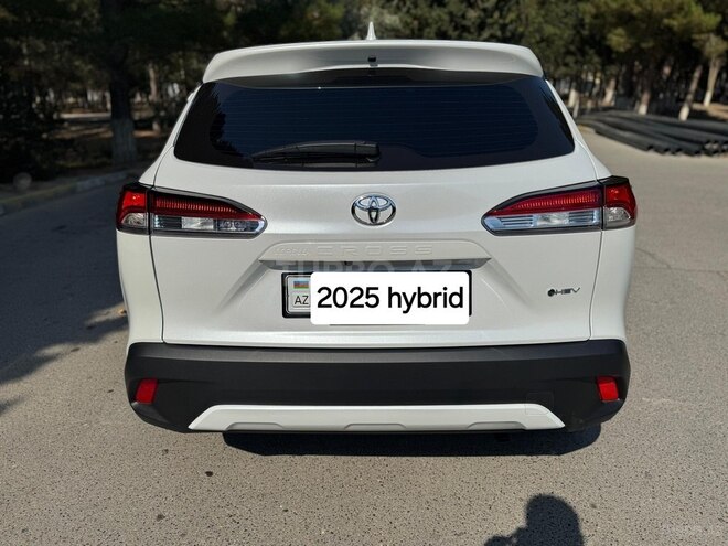 Toyota Corolla Cross 2025, 4,000 km - 2.0 л - Bakı