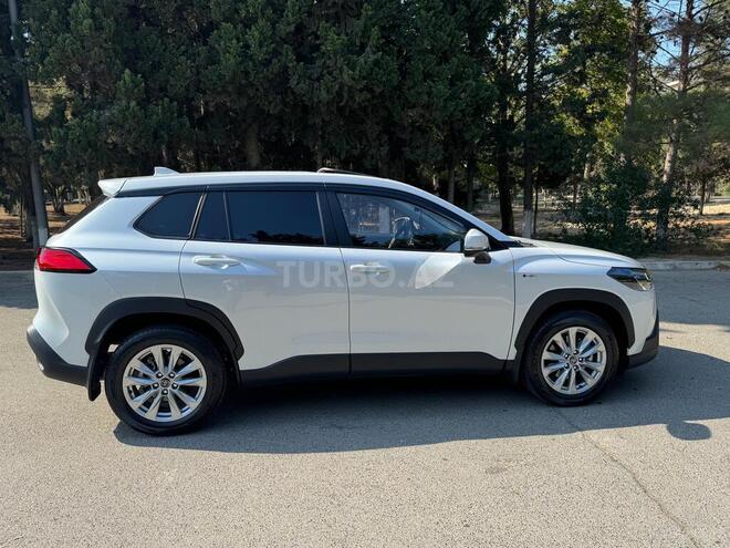 Toyota Corolla Cross 2025, 4,000 km - 2.0 л - Bakı