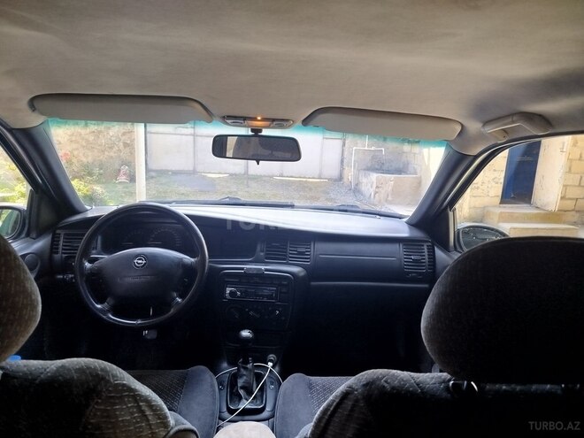 Opel Vectra 1997, 296,000 km - 2.0 l - Balakən