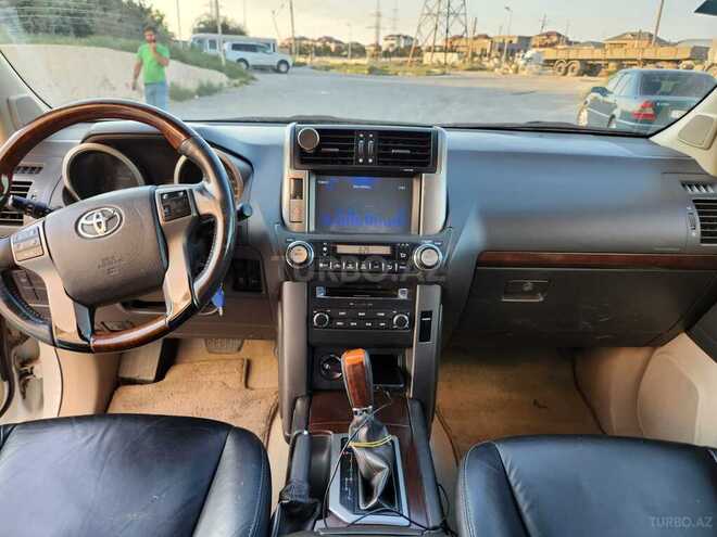 Toyota Land Cruiser Prado 2010, 377,839 km - 2.7 л - Bakı