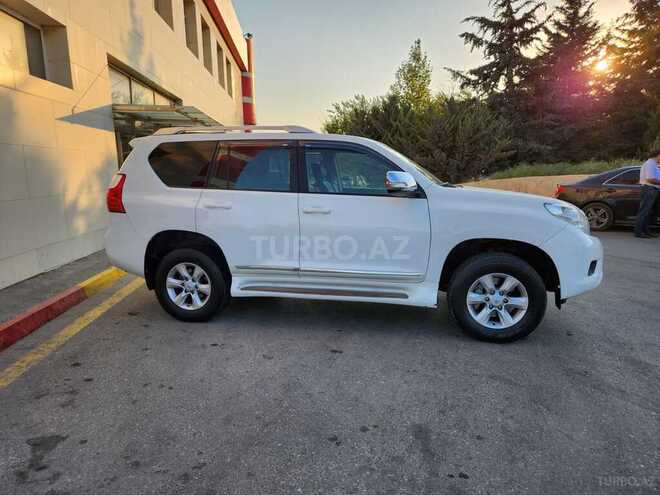 Toyota Land Cruiser Prado 2010, 377,839 km - 2.7 л - Bakı