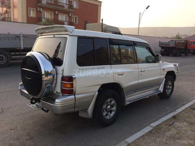 Mitsubishi Pajero 2000, 413,000 km - 2.8 l - Bakı