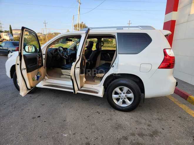 Toyota Land Cruiser Prado 2010, 377,839 km - 2.7 л - Bakı