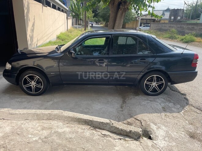 Mercedes C 180 1995, 336,000 km - 1.8 л - İmişli