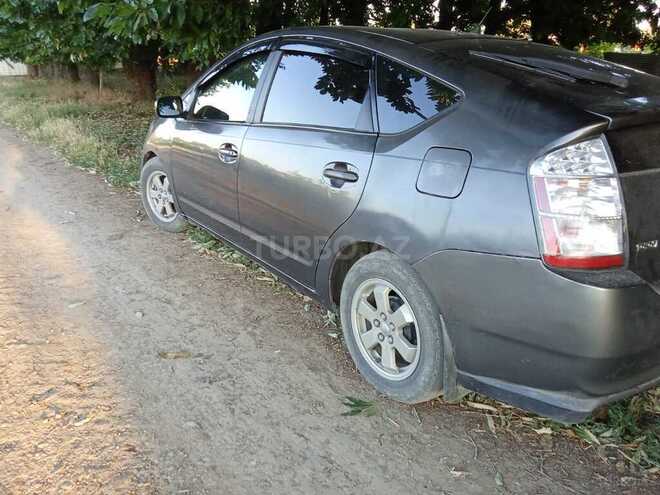 Toyota Prius 2006, 365,283 km - 1.5 l - Tovuz