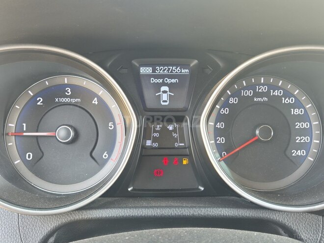 Hyundai i30 2013, 322,750 km - 1.6 л - Bakı