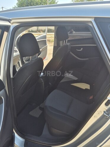 Hyundai i30 2013, 322,750 km - 1.6 л - Bakı