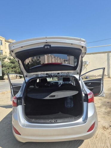 Hyundai i30 2013, 322,750 km - 1.6 л - Bakı