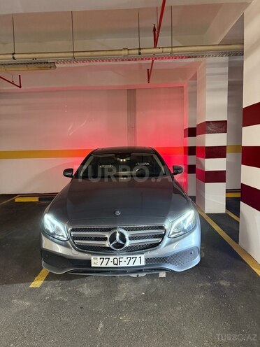 Mercedes E 220 d 2017, 105,000 km - 2.0 l - Bakı