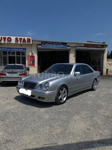 Mercedes E 270 2001, 456,000 km - 2.7 l - Bakı