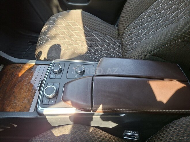 Mercedes GL 550 2014, 91,000 km - 4.7 l - Bakı