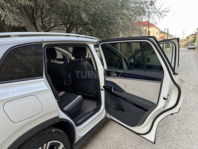 Volkswagen ID.6 Crozz 2022, 28,050 km - 0.0 l - Bakı