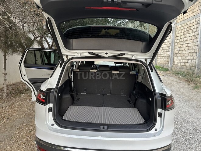 Volkswagen ID.6 Crozz 2022, 28,050 km - 0.0 l - Bakı