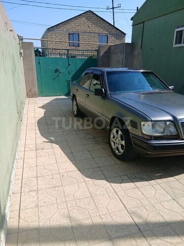 Mercedes E 300 d 1993, 475,000 km - 3.0 l - Bakı
