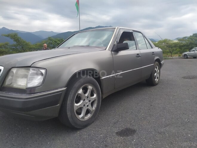 Mercedes E 300 d 1993, 475,000 km - 3.0 l - Bakı