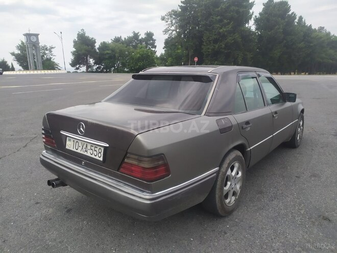 Mercedes E 300 d 1993, 475,000 km - 3.0 l - Bakı