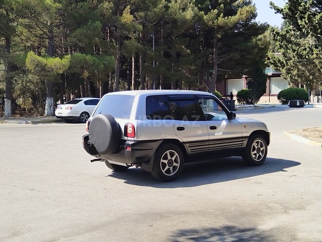 Toyota RAV4 1997, 300,000 km - 2.0 l - Sumqayıt