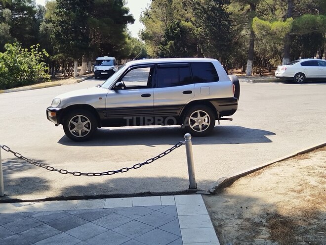 Toyota RAV4 1997, 300,000 km - 2.0 l - Sumqayıt