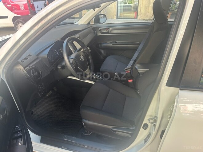 Toyota Corolla Fielder 2019, 96,000 km - 1.5 л - Bakı